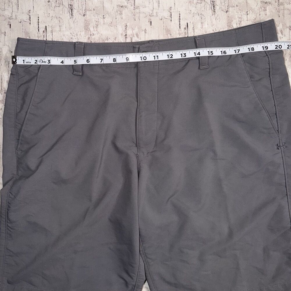Under Armour Men’s Golf Shorts Gray Heatgear Performance Flat Front Size 38 - Picture 4 of 6